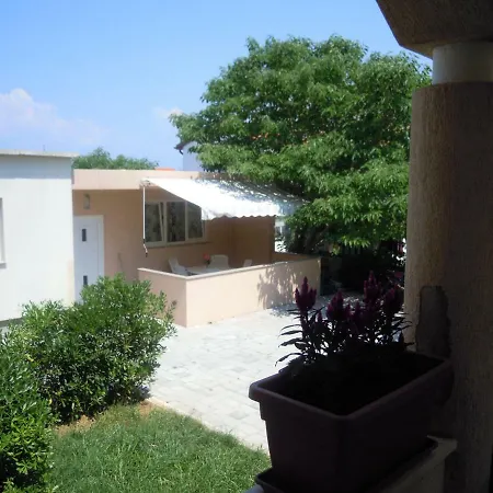 Olives דירה נין