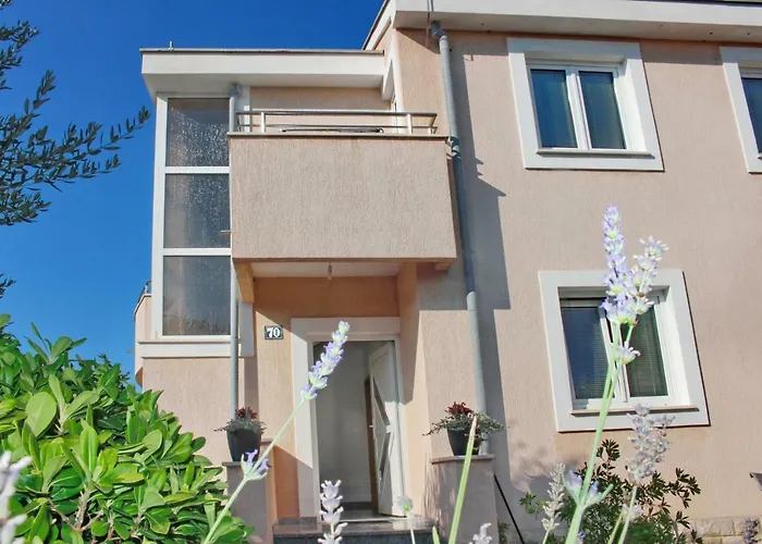 Olives Appartement Nin